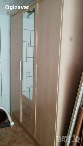 Гардероб, снимка 1