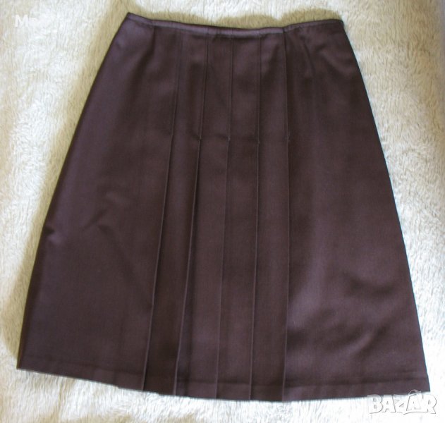 Пола кафява, с 5 плисета отпред - 46 размер, снимка 1