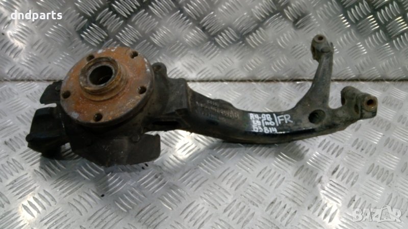 Преден десен шенкел Audi A4,1.9TDI,110кс.,1998г., снимка 1