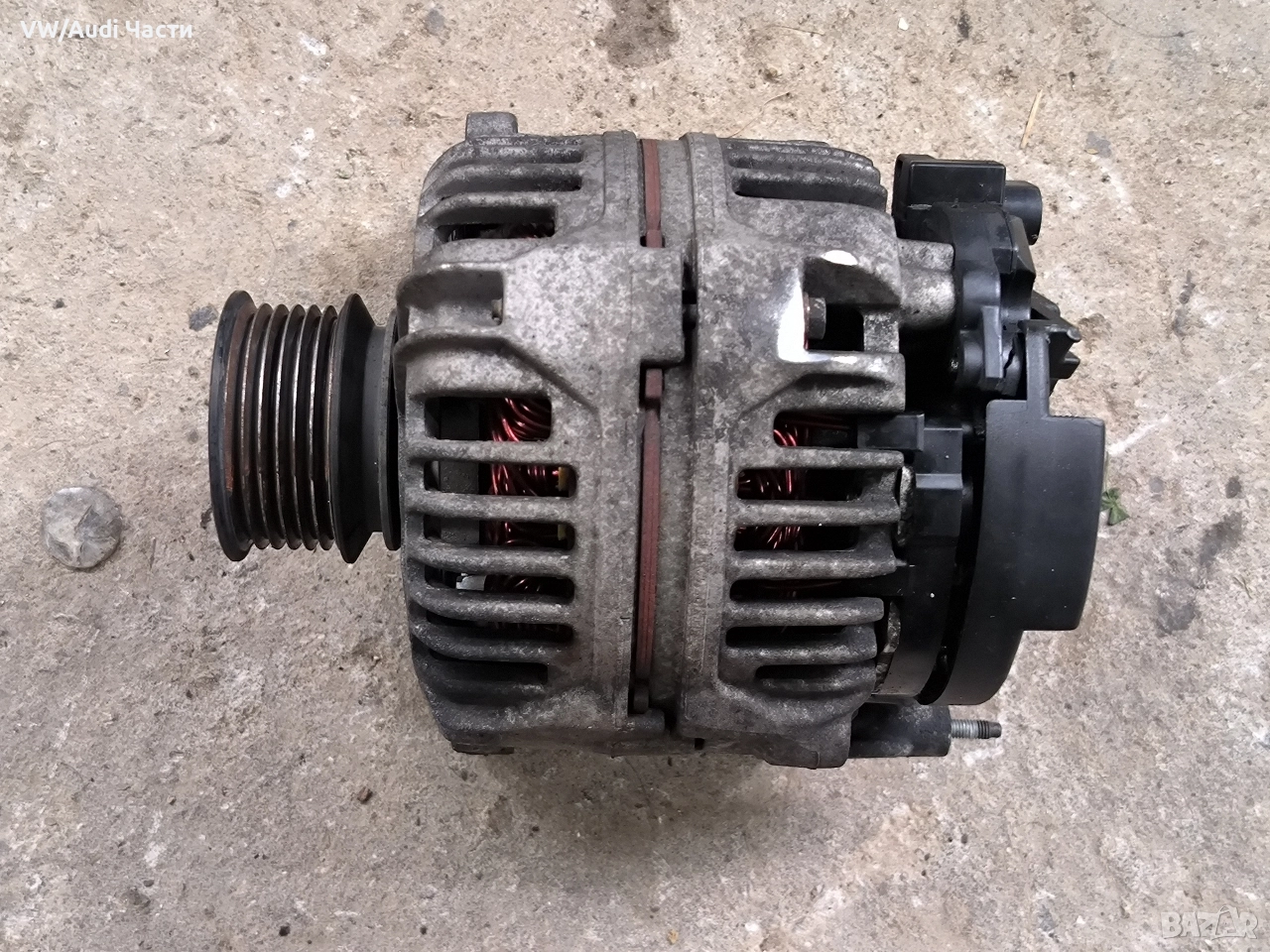 Алтернатор генератор динамо за Голф 4 Ауди А3 Сеат Шкода VW Golf 4 Audi A3 Seat Skoda 90A 028903028D, снимка 1