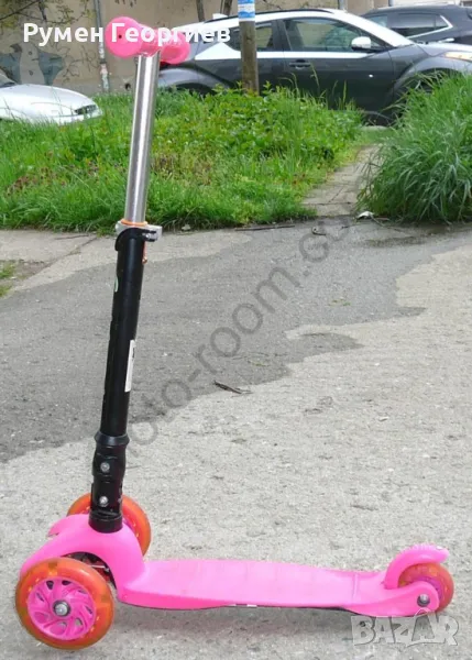 Употребявана детска тротинетка Ronny – розова, снимка 1