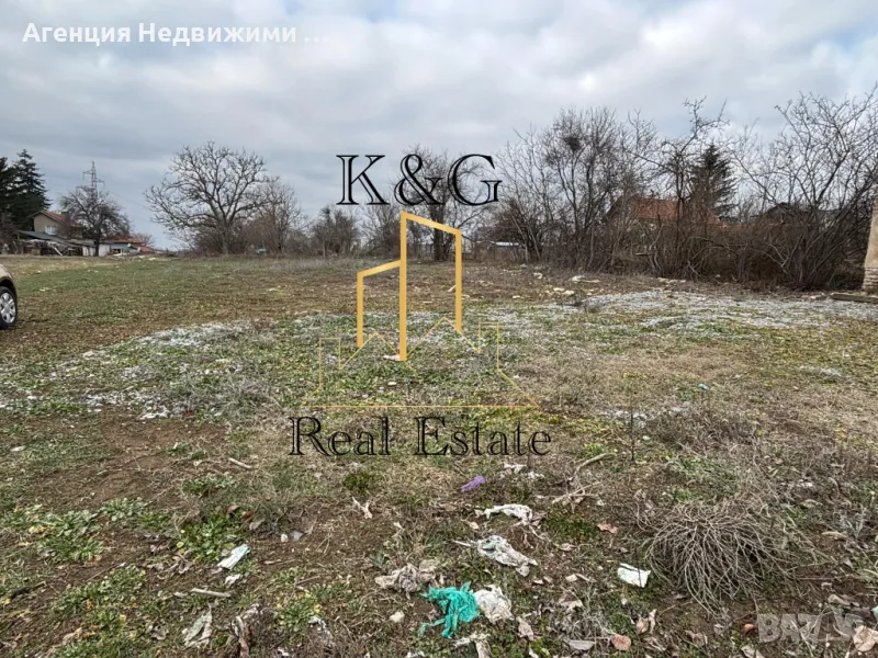 Парцел в м-та " Обзор " , снимка 1