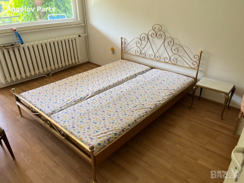 Метално легло (150/200 см), снимка 1