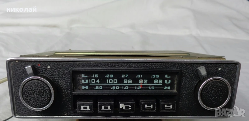 Ретро авто радио за ГаЗ 24 Волга модел А 275З сделано в СССР работещо 09. 1980 год., снимка 1