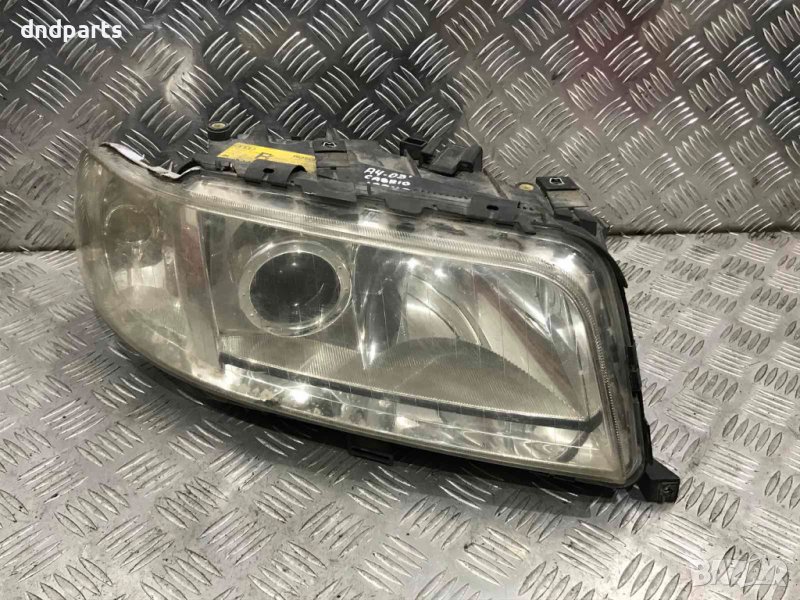 Десен фар Audi A8,D2,2001г.Facelift, снимка 1