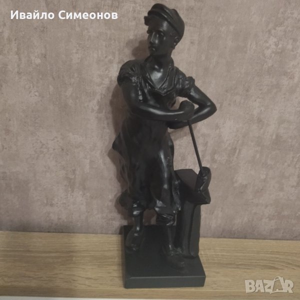 Статуетка ковач, пластика, снимка 1