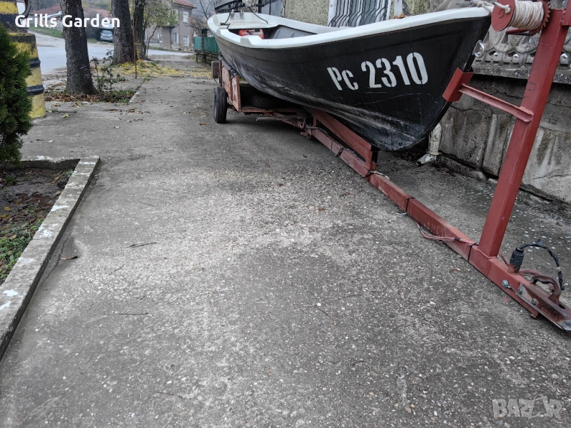 Продавам Рибарска лодка, снимка 1