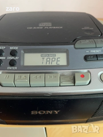 Радиокасетофон с CD SONY, снимка 5 - Радиокасетофони, транзистори - 53201147