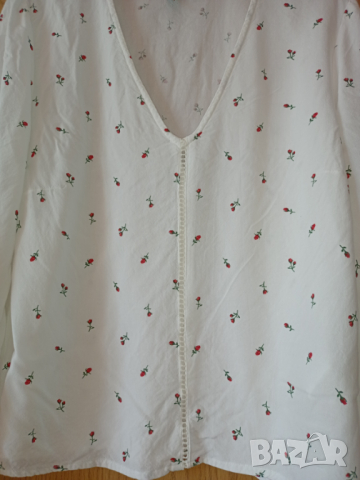 Бяла блуза с рози 38, H&M, снимка 2 - Блузи с дълъг ръкав и пуловери - 36361552