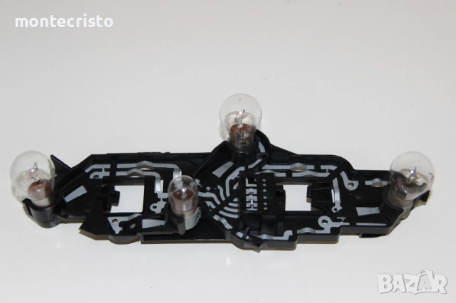 Дясна платка стоп Peugeot 307 хечбек (2001-2005г.) десен ламподържач Пежо 307 89022860507