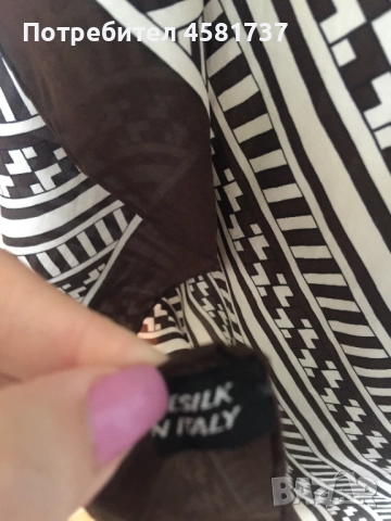 Дамски шал Emanuel Ungaro , снимка 7 - Шалове - 52053233