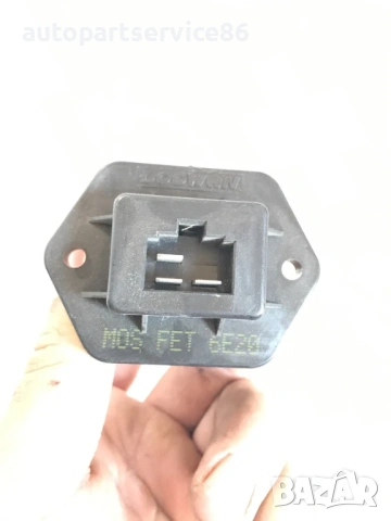 Резистор за отоплител за KIA Carnival Sedona 2.9 CRDi (2007–2012), снимка 2 - Части - 53285771