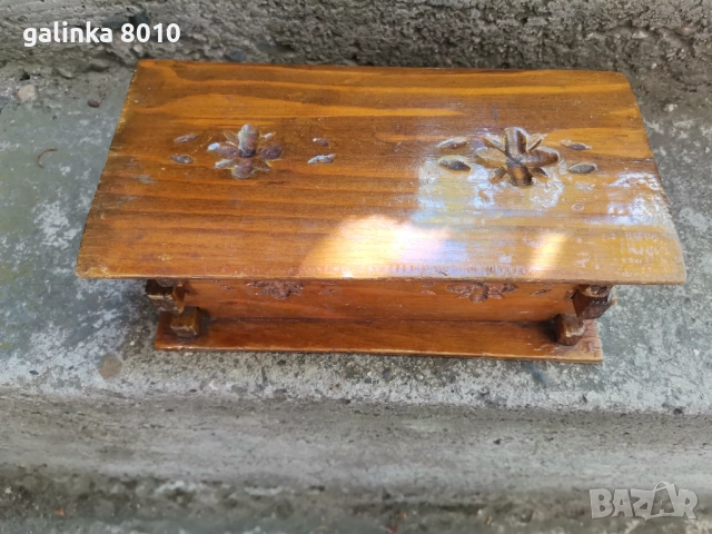 Стара красива кутийка, снимка 2 - Антикварни и старинни предмети - 51793111