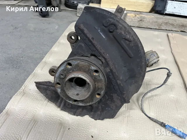 Преден десен шенкел за BMW X5 E53, снимка 2 - Части - 56352215