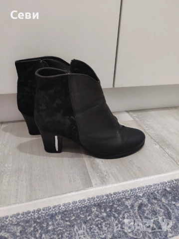 Естествена кожа боти, снимка 2 - Дамски боти - 52723079