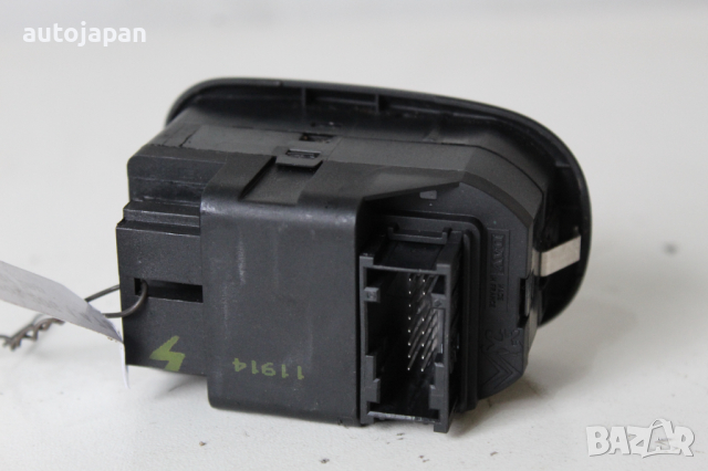 Копче, бутон ел. стъкла Пежо 206 1.4 75кс 2врати 02г Peugeot 206 1.4 75hp 2002, снимка 2 - Части - 44728474