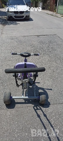 Продавам детска трикола
