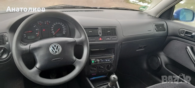 Golf 4 1.6, снимка 8 - Автомобили и джипове - 52947169