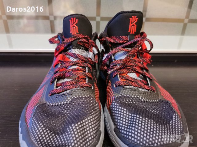 Кецове Nike Kyrie Flitrap trap V 41 номер , снимка 3 - Кецове - 41730424