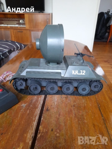 Стара детска играчка танк КН72, снимка 4 - Други ценни предмети - 53380105