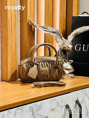 Miu Miu дамски чанти Различни цветове , снимка 2 - Чанти - 48999989