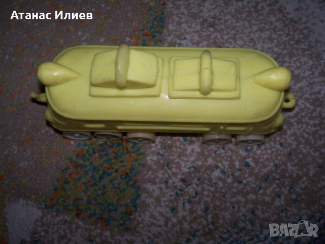 Пластмасов влак, локомотив соц. играчка, снимка 5 - Коли, камиони, мотори, писти - 51553652