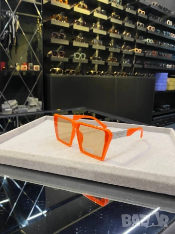 очила с черен обикновен калъф и ув защита fendi louis vuitton