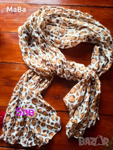 Дамски ШАЛОВЕ, правоъгълни, използвани, снимка 4 - Шалове - 49336469