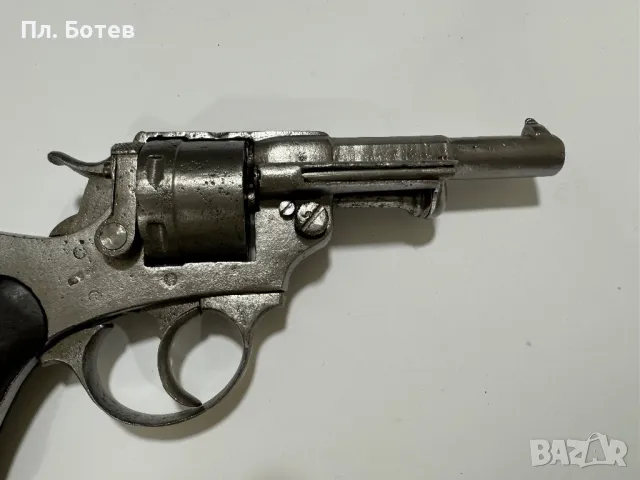 Стар револвер, пистолет, снимка 2 - Антикварни и старинни предмети - 47934671