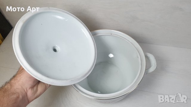 Стар Порцеланов Супник Руски Соц Античен Стариннен , снимка 2 - Прибори за хранене, готвене и сервиране - 40750445