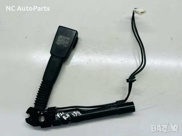 Закопчалка за колан за BMW БМВ 1 серия F21 Sport TRW 34110144C 2013, снимка 2 - Части - 48948193