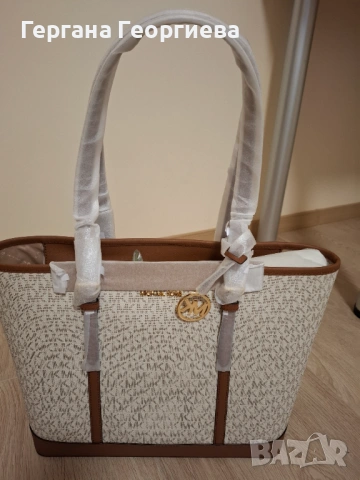 Дамска чанта Michael Kors