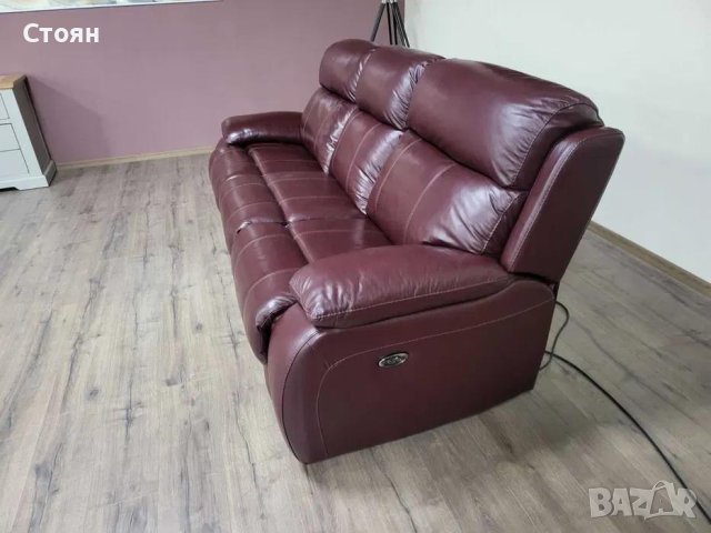 Кожен диван тройка цвят бордо с електрически релаксиращ механизъм, снимка 7 - Дивани и мека мебел - 42486554
