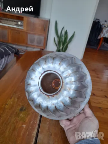 Стара алуминиева форма за кекс #6, снимка 5 - Други ценни предмети - 48851932