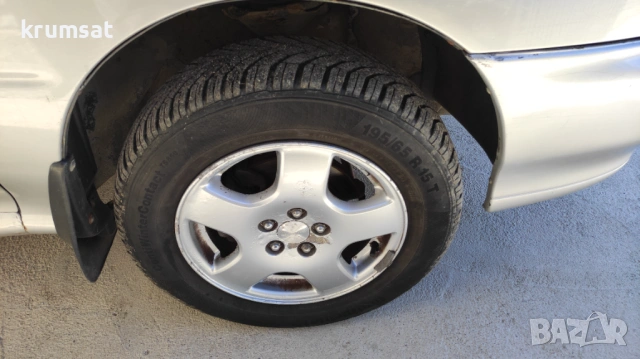 Subaru Impreza 1.6 4x4 1993г., снимка 3 - Автомобили и джипове - 53677350