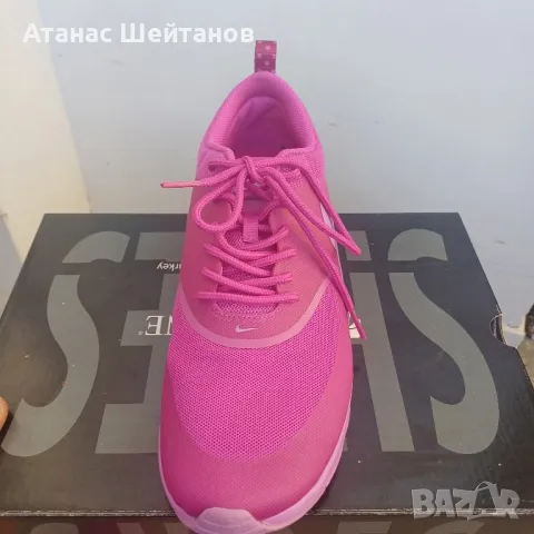 Оригинални дамски розови маратонки Nike, снимка 4 - Маратонки - 48001072