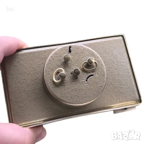 Ретро механичен будилник Slava (обслужен), снимка 4 - Антикварни и старинни предмети - 49842249