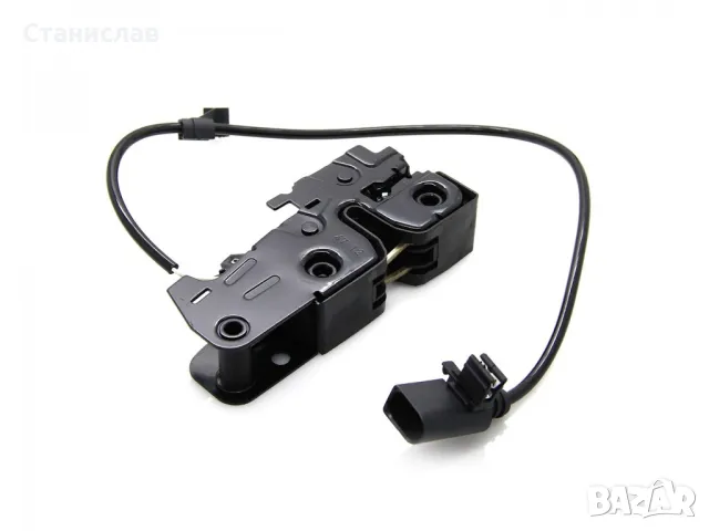 Audi R8 42 Машинка за заключване на преден капак , снимка 6 - Части - 50186720