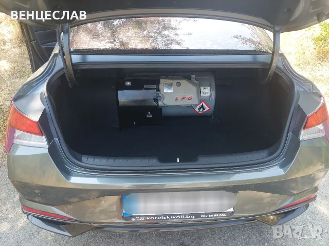HUNDAI ELANTRA AVANTE , снимка 8 - Автомобили и джипове - 55830565