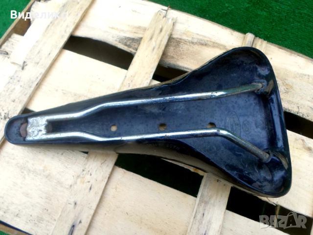 Седалки от ретро шосейни велосипеди/Plastic saddle/, снимка 9 - Части за велосипеди - 52330970