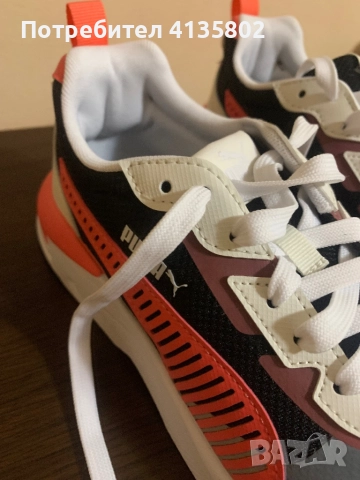 Дамски маратонки Puma, снимка 2 - Маратонки - 51917357