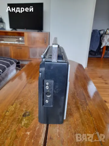 Стар радиокасетофон Waltham, снимка 4 - Антикварни и старинни предмети - 50350787