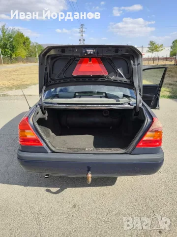 Mercedes-benz C 180, снимка 3 - Автомобили и джипове - 56351060
