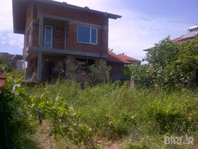 Триетажна къща 325м2, двор 475м2 от собственика, снимка 9 - Къщи - 50431639