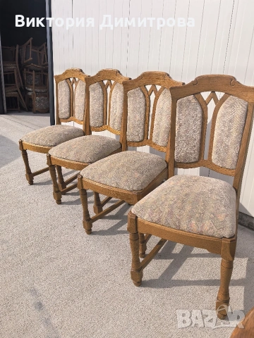 Комплект от 4 трапезни стола 