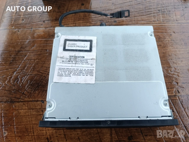 CD чейнджър VW Passat / Пасат 6, 7 - 3C0035110A, снимка 2 - Части - 53853375