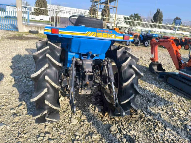 Японски трактор, снимка 6 - Селскостопанска техника - 53856234