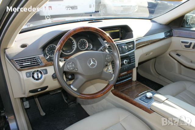 Mercedes-Benz E -Klasse Lim. E 500, снимка 9 - Автомобили и джипове - 36136675