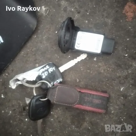 имобилайзер,патронник и два ключа за TOYOTA YARIS 2, 2010г. 89783-0D020, снимка 2 - Части - 47869149