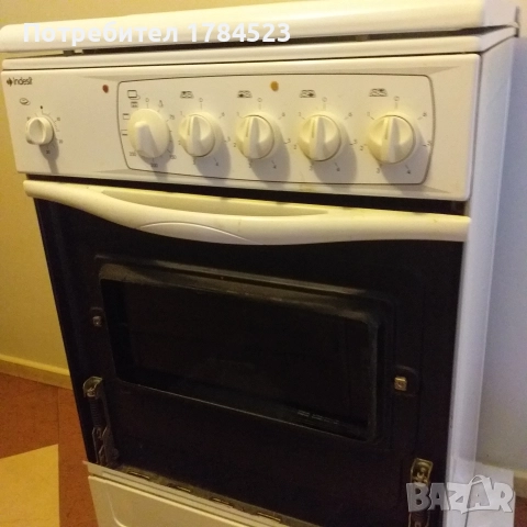 Печка Индезит за части., снимка 3 - Печки, фурни - 52801673